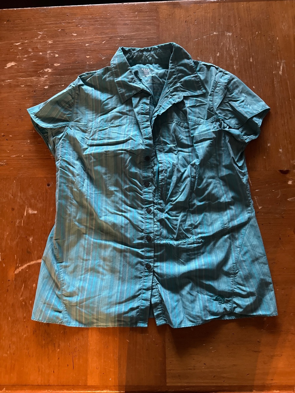 Women’s Short-Sleeve Button-Up Hiking Shirt in Teal